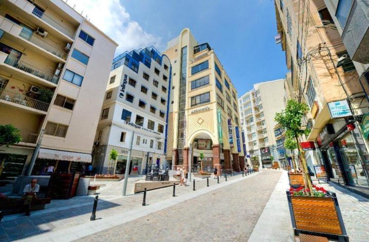 Unbeatable Location Valletta And Harbour Views Lejlighed Sliema Eksteriør billede
